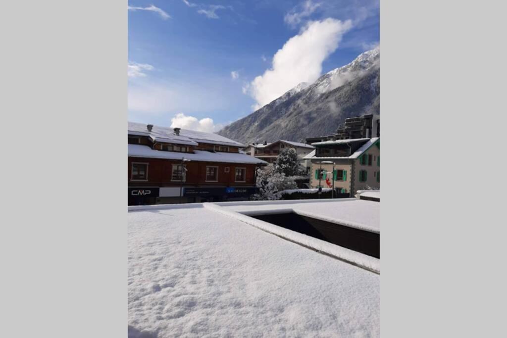 Ferienwohnung Chamonix Centre - Wifi - Parking - Res Aiguille Du Midi Exterior foto